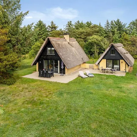 Gorjan - 1-2km From The Sea By Interhome *