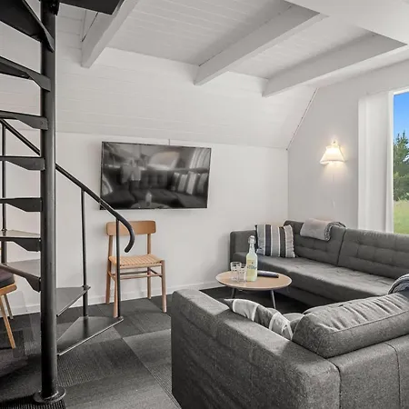 Gorjan - 1-2km From The Sea By Interhome