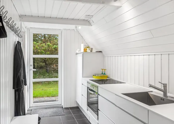 Gorjan - 1-2km From The Sea By Interhome Сasa de vacaciones Saltum